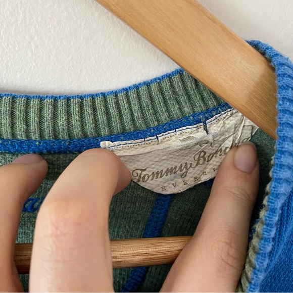 Tommy Bahama Blue and Green Crewneck Sweater - Picture 8 of 9